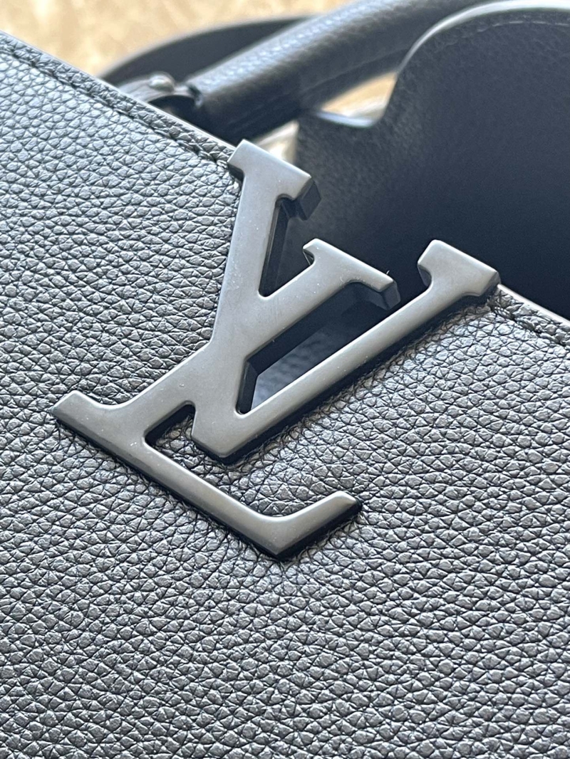 LV Capucines Bags